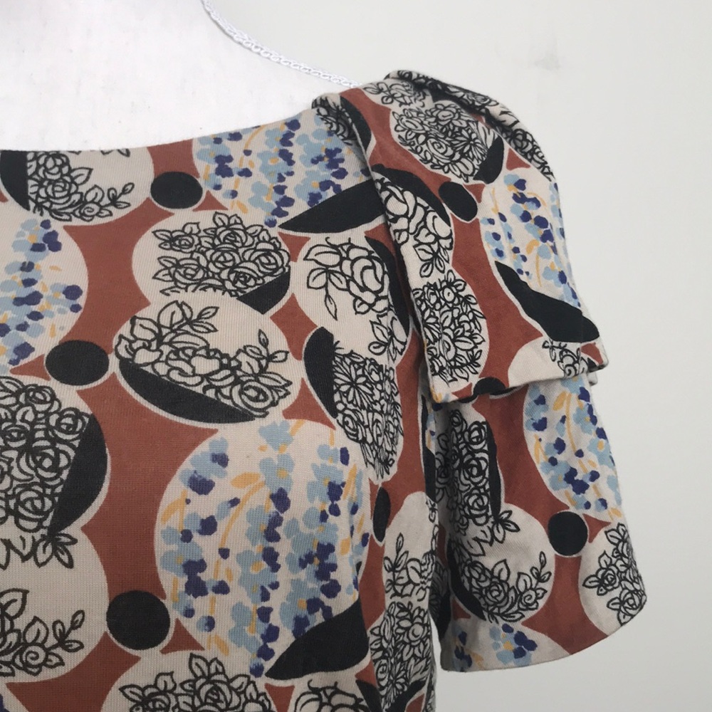 Printed Ruffle Sleeve Top - Picture 4 of 7
